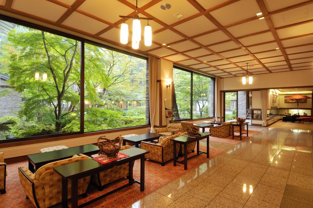 Senjukaku Hotel Яманучи Екстериор снимка