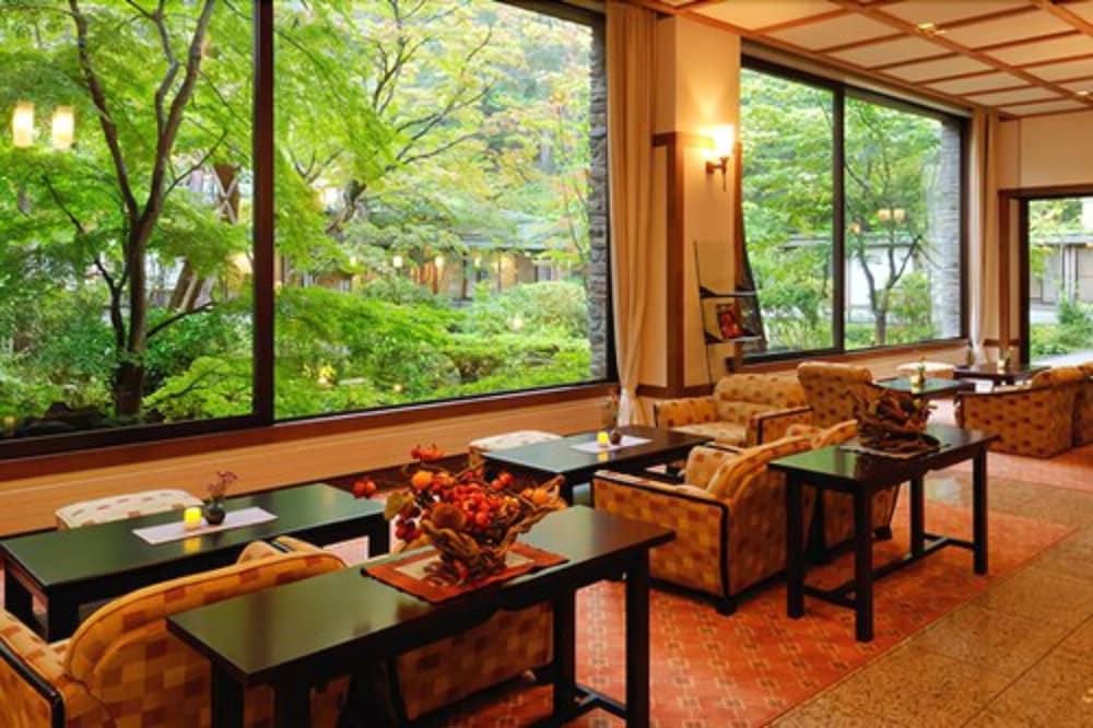 Senjukaku Hotel Яманучи Екстериор снимка