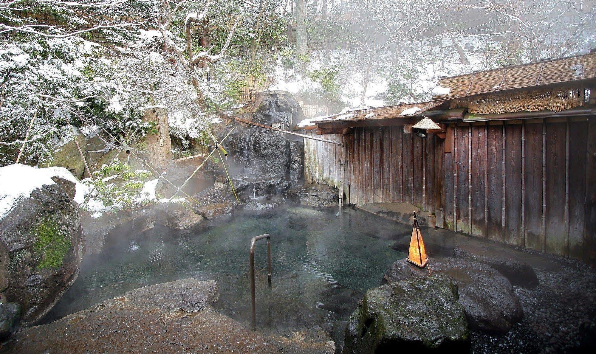 Senjukaku Hotel Яманучи Екстериор снимка